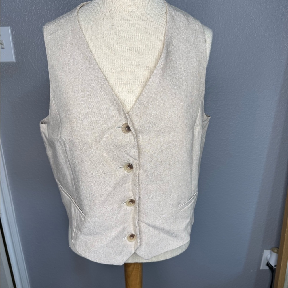 Old Navy Cream Button-Up Vest